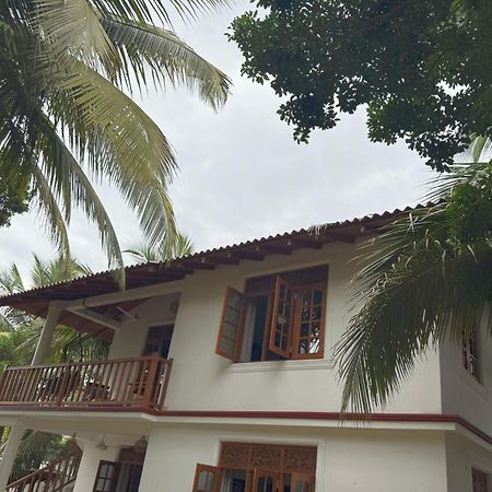 Czech House Villa Tangalle Exterior photo