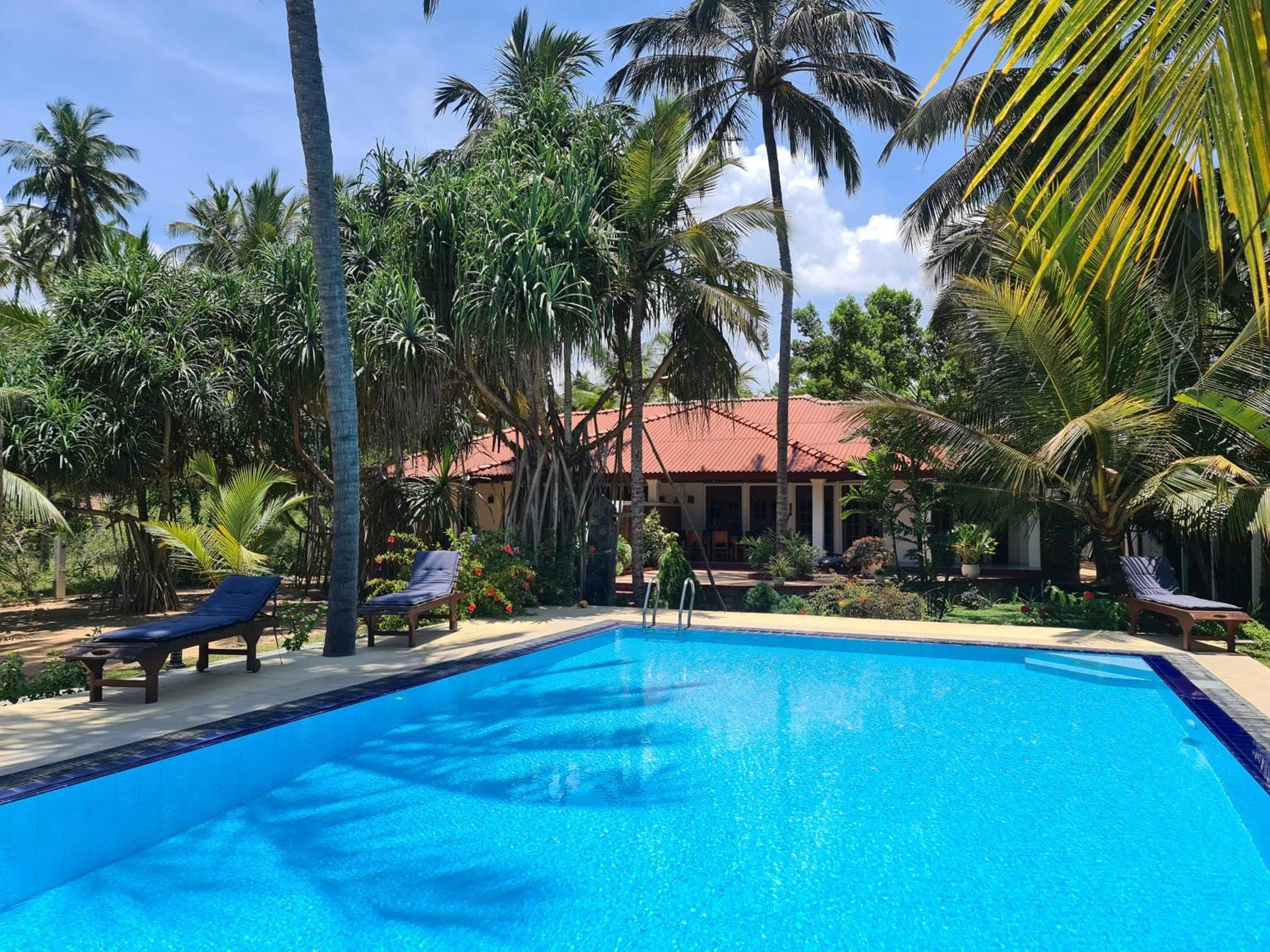 Czech House Villa Tangalle Exterior photo