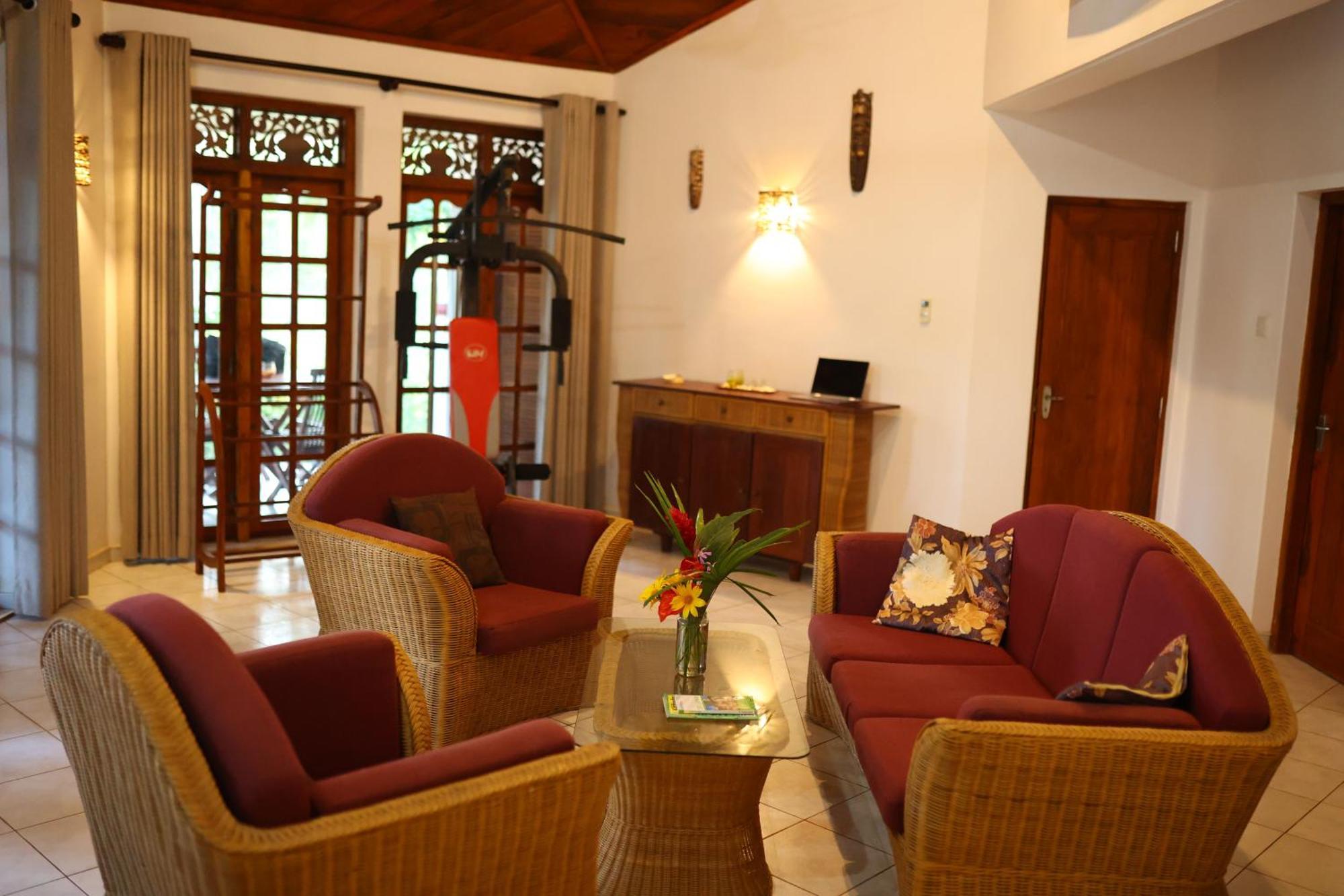 Czech House Villa Tangalle Exterior photo